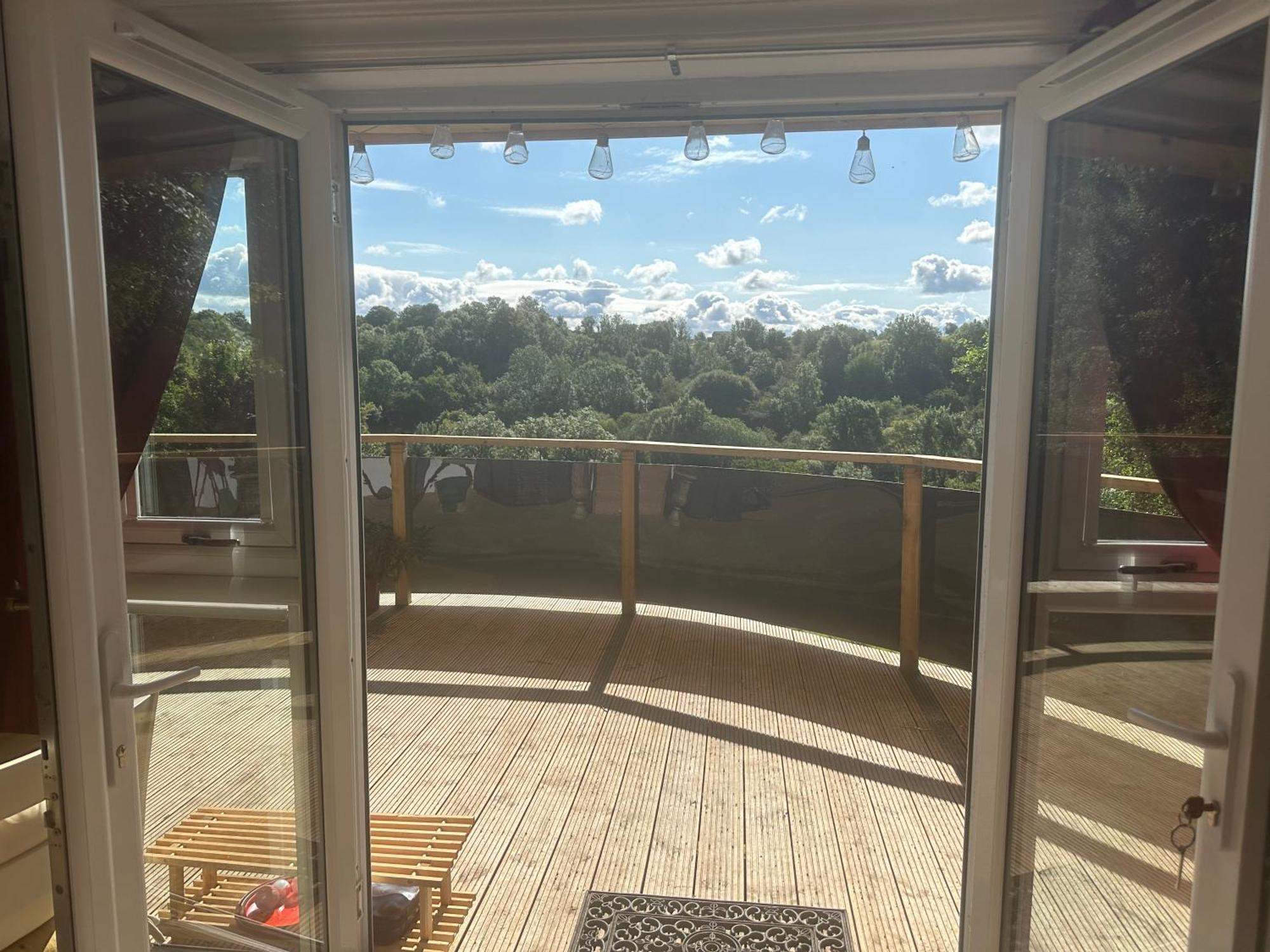 Unique Orchard Lodge For Couples With Hot Tub Strathaven Eksteriør bilde